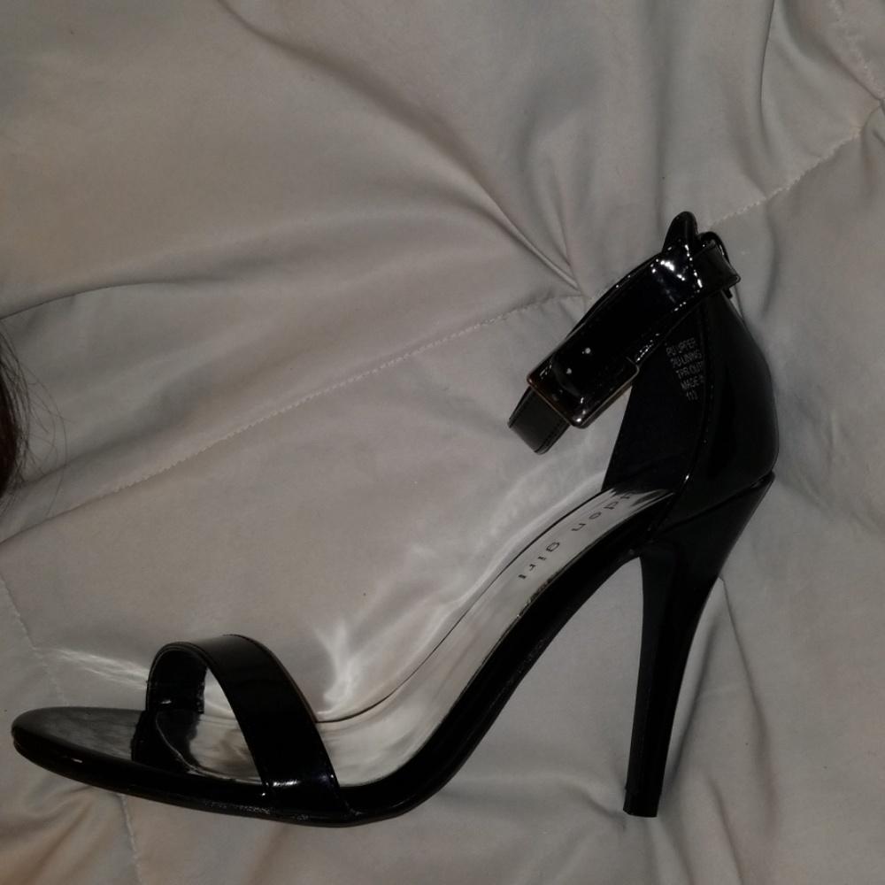 Black open toe heels